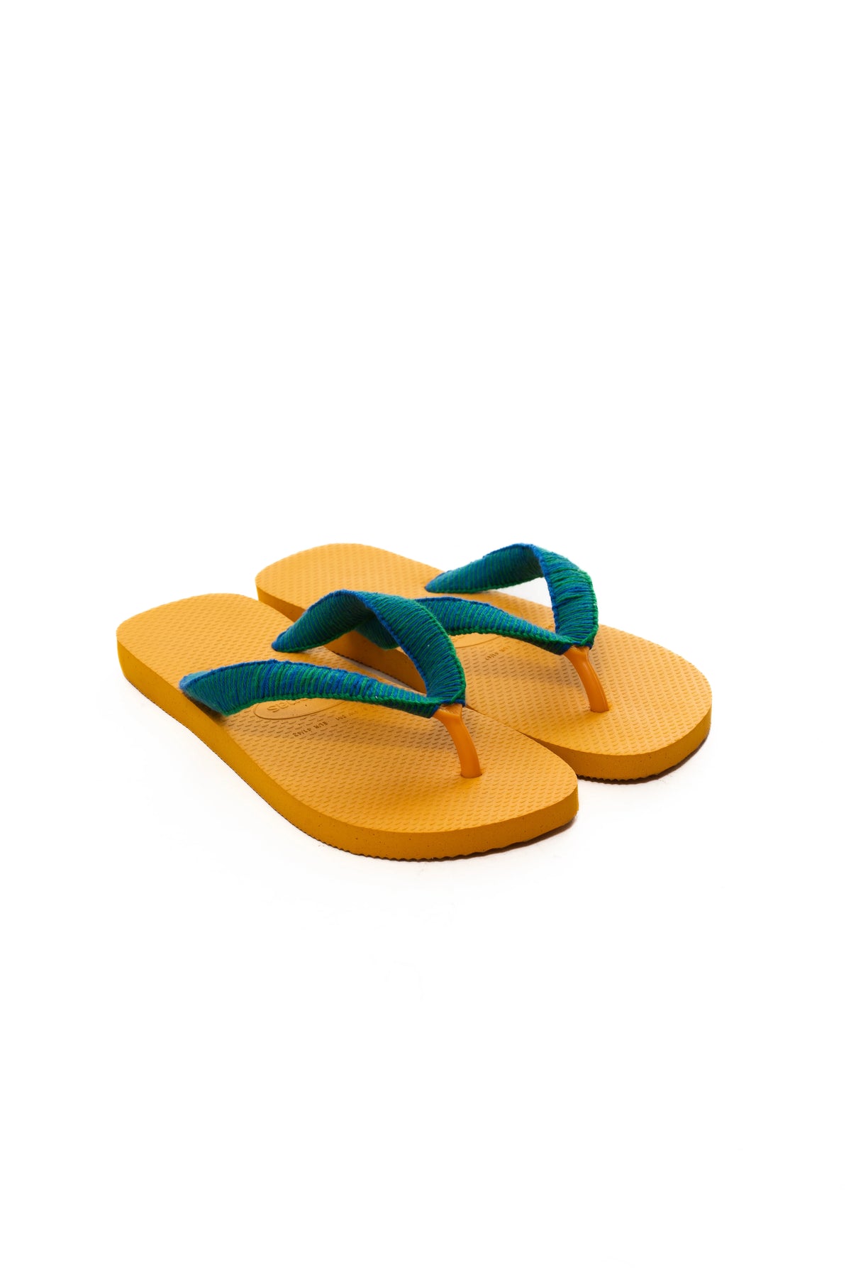 Par de Havaianas Copa amarela com tiras verdes feitas à mão